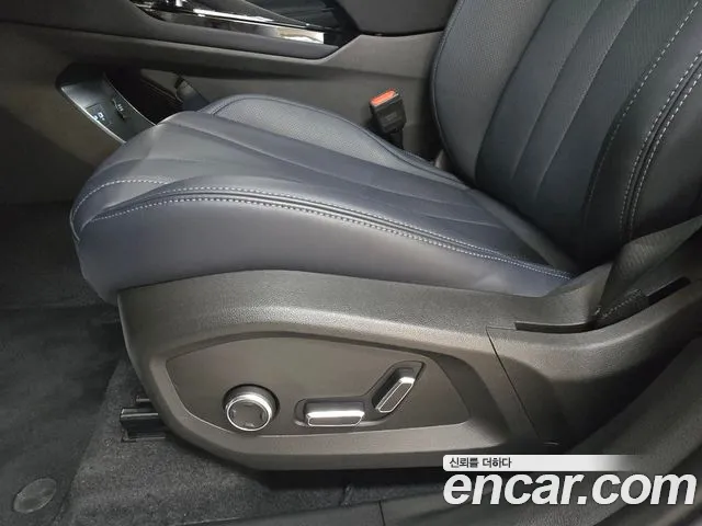 Renault-KoreaSamsung Grand Koleos Grand Koleos — Фото автомобиля 10