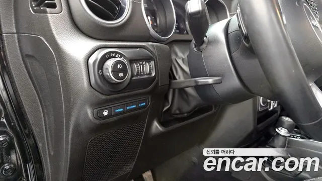 Jeep Wrangler Wrangler (JL) — Фото автомобиля 18