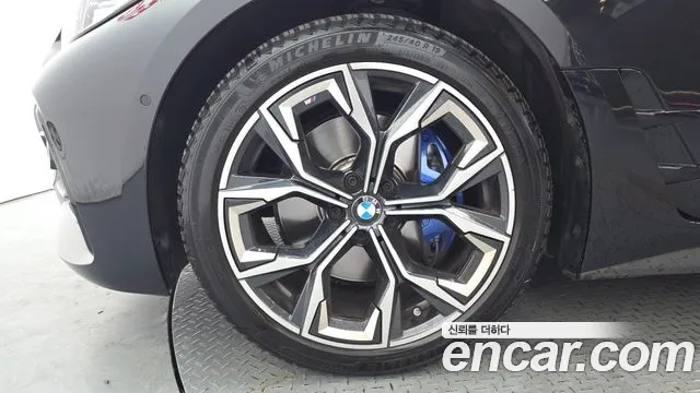 BMW 4-Series 4 серия (G22) 420i M Sport Performance Gran Coupe — Фото автомобиля 5