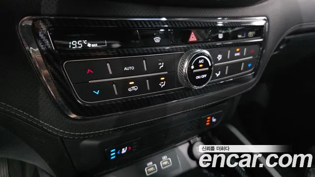 KG_Mobility_Ssangyong Rexton Новый Rexton Sport Khan Дизель 2.2 4WD — Фото автомобиля 18