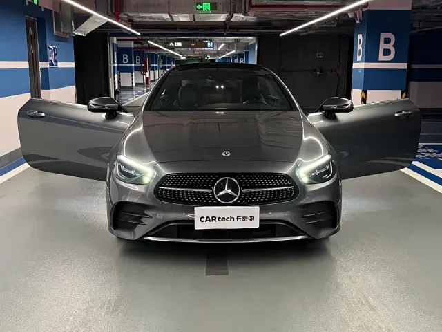 Mercedes-Benz E-Class — Фото автомобиля 26