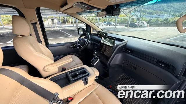 Hyundai Staria — Фото автомобиля 10