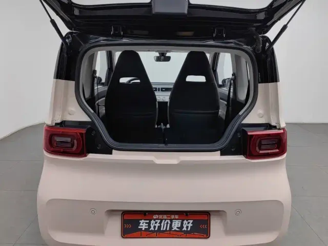 Wuling Hongguang Mini EV — Фото автомобиля 16