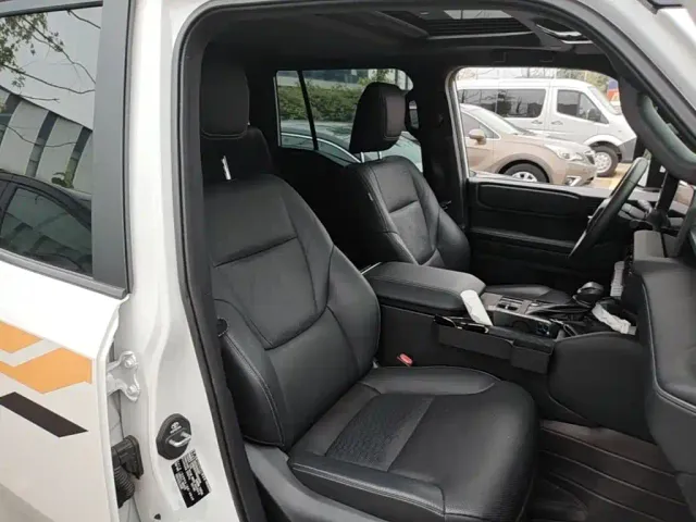 Toyota Prado — Фото автомобиля 19