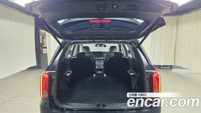Hyundai Palisade Palisade Дизель 2.2 2WD — Фото автомобиля 15