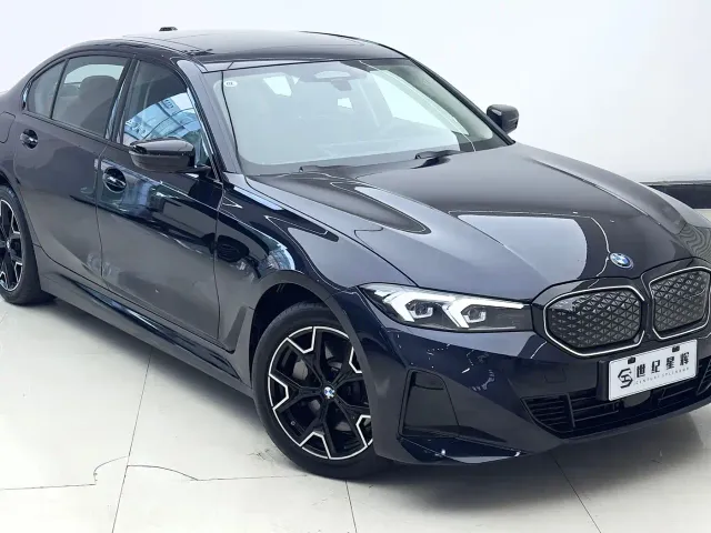 BMW i3 — Фото автомобиля 5