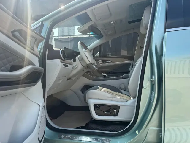 Dongfeng Fengxing Fengxing Yacht 2022 1.5T DCT Wave Chaser Edition — Фото автомобиля 6