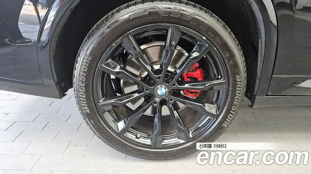 BMW X4 xDrive20i M Sport Pro Special Edition — Фото автомобиля 5
