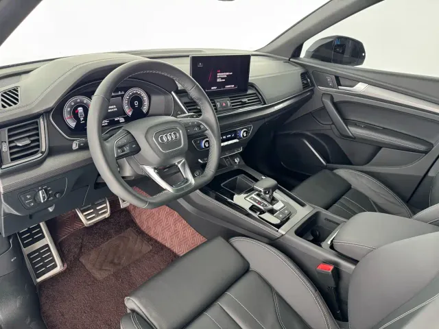 Audi Q5L — Фото автомобиля 5