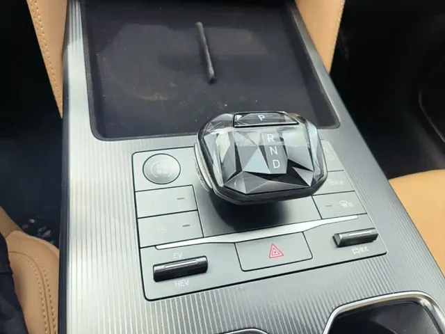 BYD Song L DM-i — Фото автомобиля 13