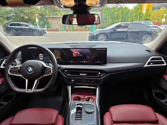 BMW 3 Series — Фото автомобиля 15