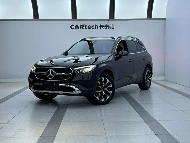 Фотография автомобиля — Mercedes-Benz GLC-Class