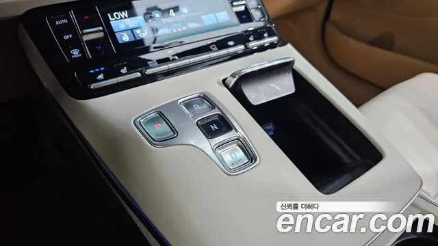 Hyundai Grandeur — Фото автомобиля 9