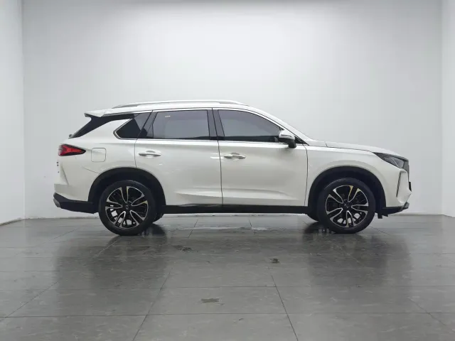 GAC Trumpchi GS4 PLUS — Фото автомобиля 10