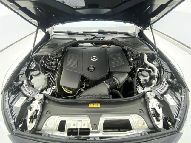 Mercedes-Benz E-Class — Фото автомобиля 12