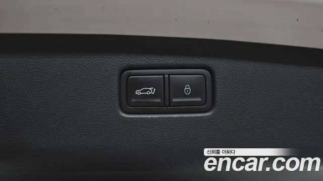 Genesis GV70 — Фото автомобиля 20
