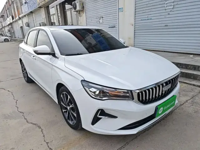 Geely Emgrand — Фото автомобиля 3