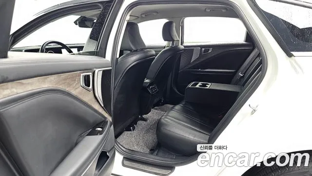 Kia K8 — Фото автомобиля 11