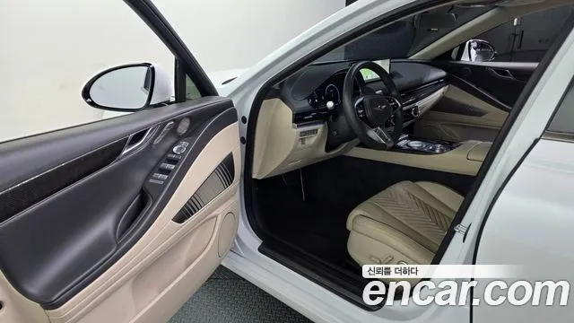 Genesis G80 Бензин 3.5 турбо AWD — Фото автомобиля 8