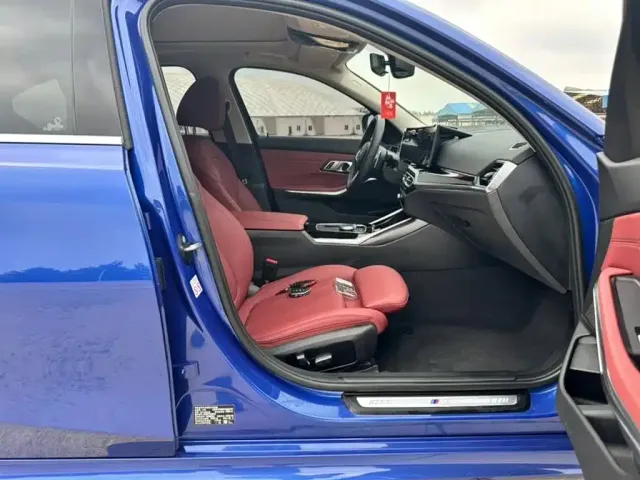 BMW 3 Series — Фото автомобиля 21