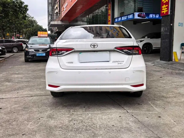 Toyota Corolla — Фото автомобиля 14