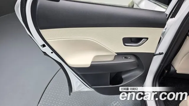 Hyundai Kona SX2 — Фото автомобиля 14