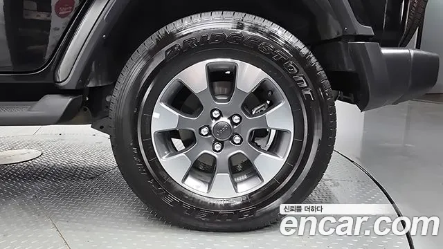 Jeep Wrangler Wrangler (JL) — Фото автомобиля 17