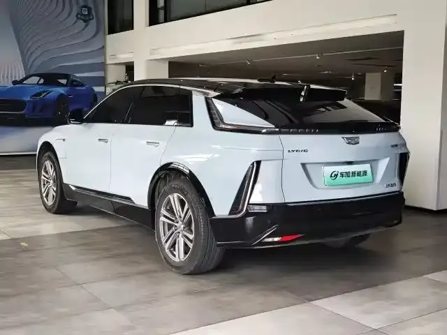 Cadillac Lyriq — Фото автомобиля 7