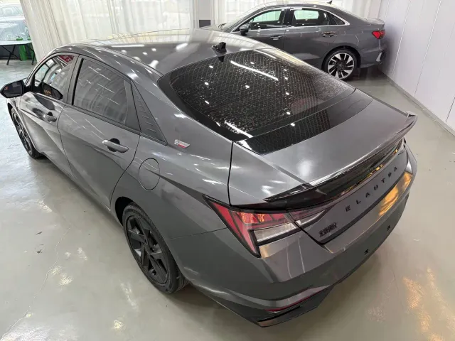 Hyundai Elantra — Фото автомобиля 4