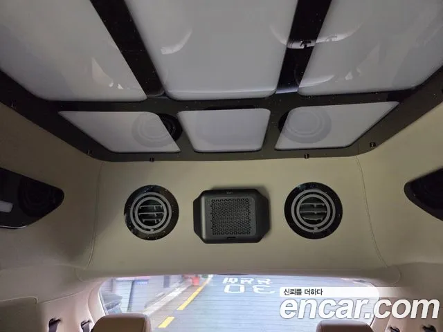 Kia Carnival Generation 4 — Фото автомобиля 6