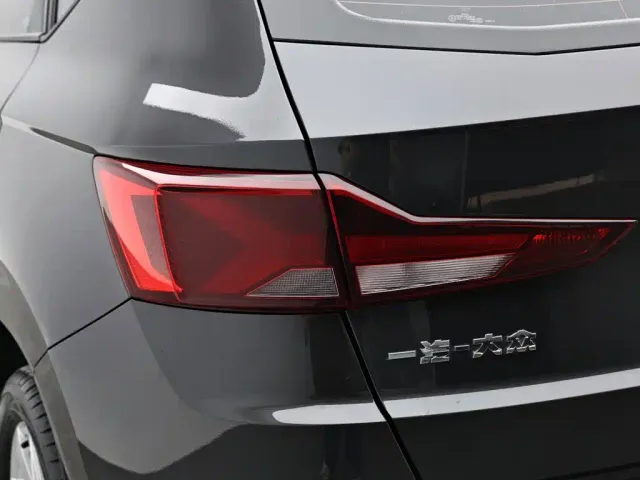 Jetta VS5 — Фото автомобиля 8