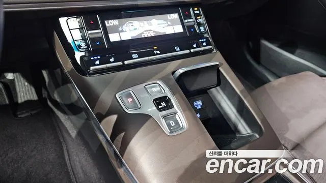 Hyundai Grandeur Grandeur (New) — Фото автомобиля 12