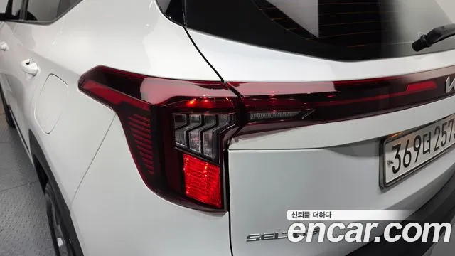 Kia Seltos New — Фото автомобиля 8