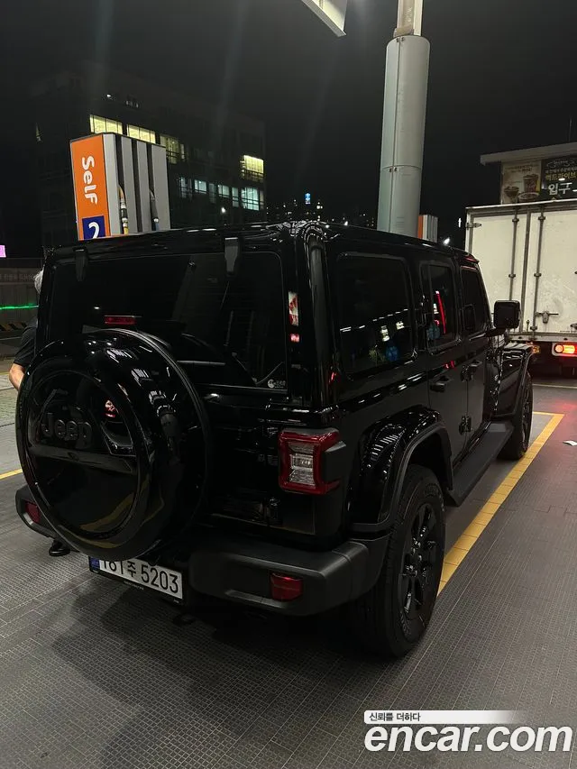 Jeep Wrangler Wrangler (JL) 2.0 Overland 4 двери — Фото автомобиля 4