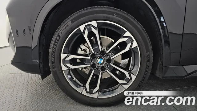BMW X1 — Фото автомобиля 3