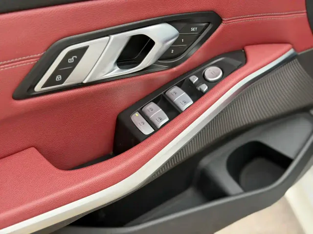 BMW 3 Series — Фото автомобиля 15