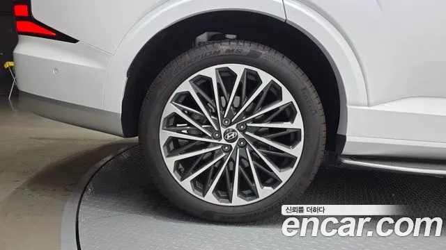 Hyundai Palisade Palisade (LX3) Бензин 2.5T 4WD 7 мест — Фото автомобиля 2