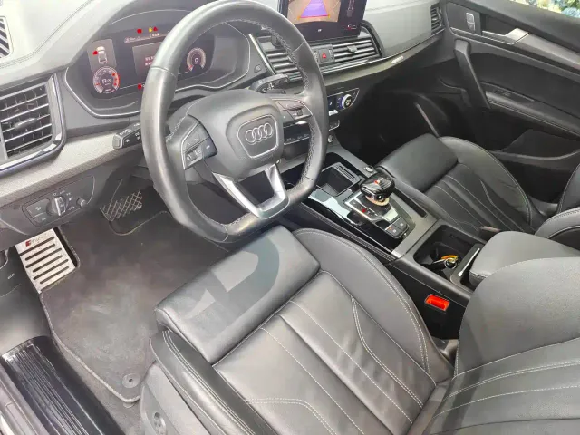 Audi Q5L — Фото автомобиля 10