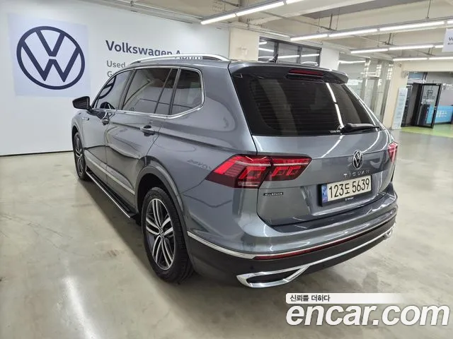 Volkswagen Tiguan — Фото автомобиля 18
