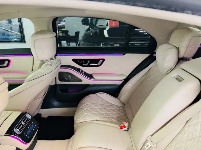 Mercedes-Benz S-Class — Фото автомобиля 19