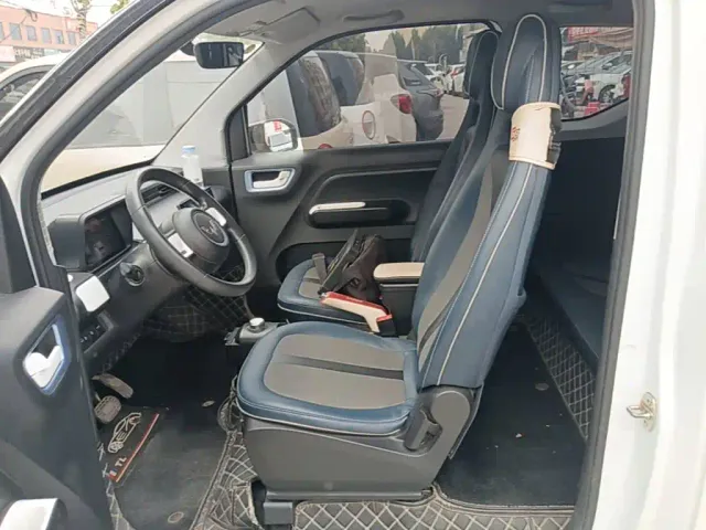 Wuling Hongguang Mini EV — Фото автомобиля 14