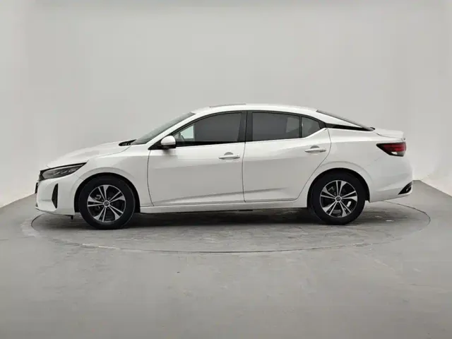 Nissan Sylphy — Фото автомобиля 2