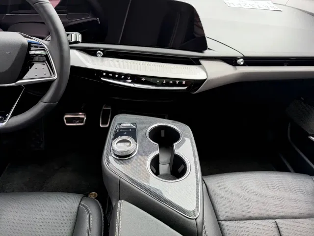 Cadillac Optiq — Фото автомобиля 14