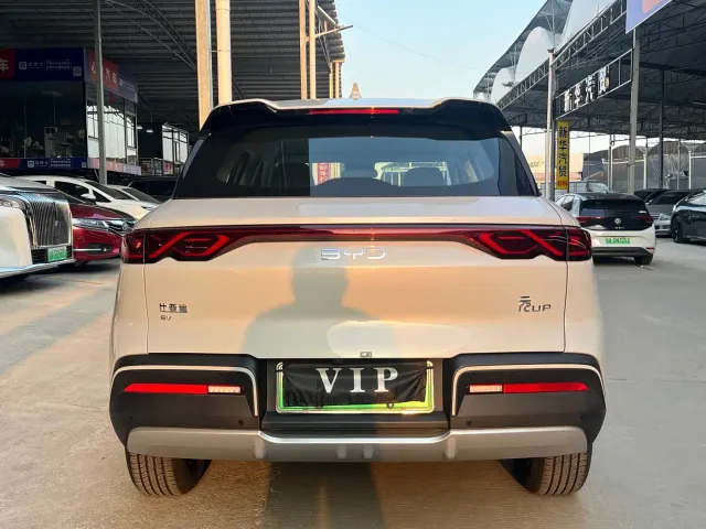 BYD Yuan UP — Фото автомобиля 5