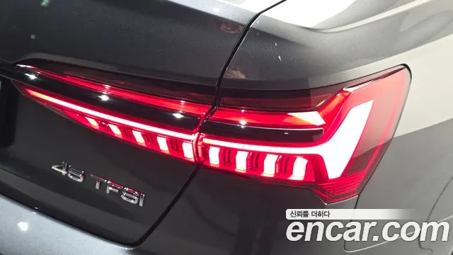 Audi A6 C8 — Фото автомобиля 8