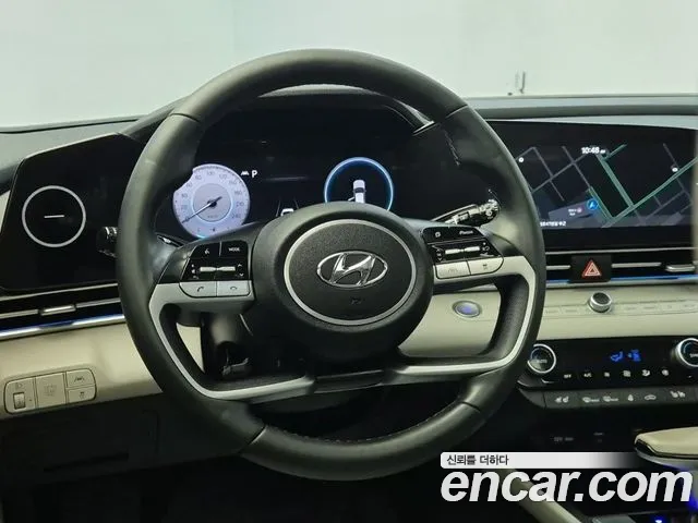 Hyundai AVANTE Inspiration — Фото автомобиля 8