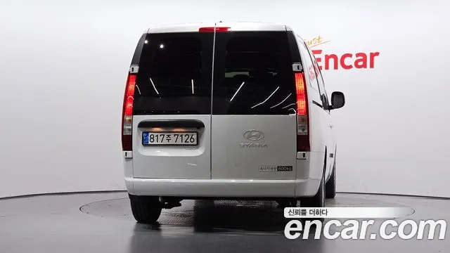 Hyundai Staria — Фото автомобиля 4