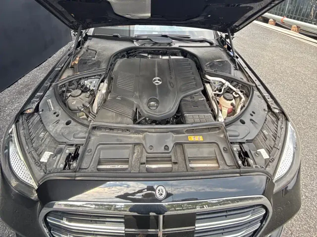 Mercedes-Benz S-Class — Фото автомобиля 11