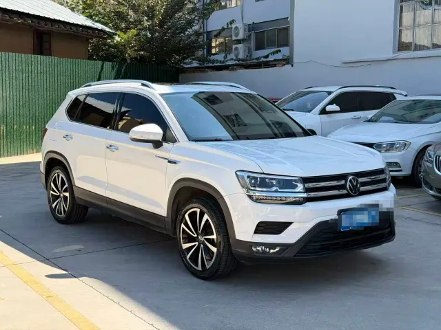 Volkswagen Tharu — Фото автомобиля 2