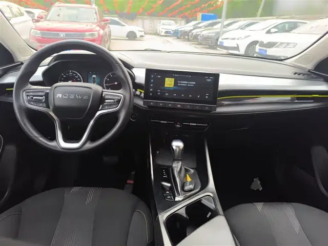 Roewe i5 — Фото автомобиля 9